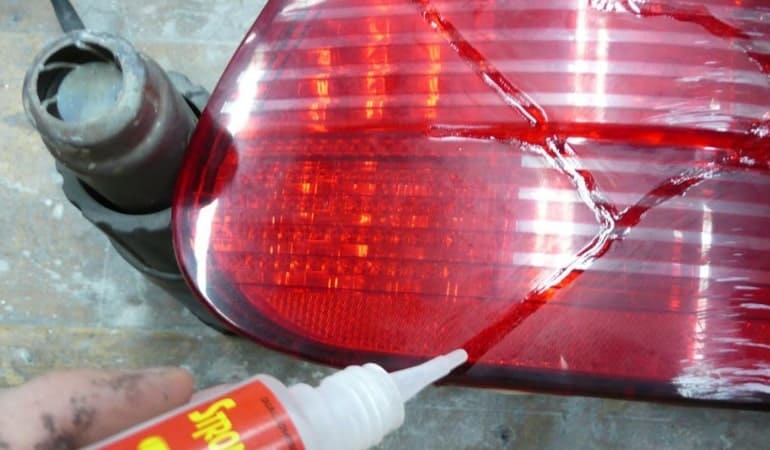 Ремонт фар и стекол (заклеивание, скотч-брайт + чайник)